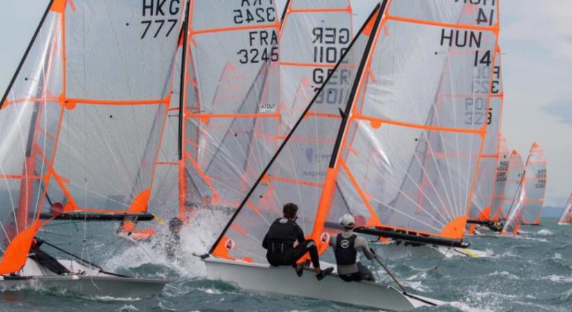 A Csekovszky Mór – Zarándy Martin 29er páros korosztályában ezüstérmes lett a valenciai Európa-kupa versenyen!