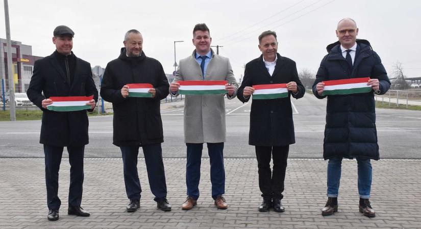Biztonságosabb és gyorsabb lett a közlekedés, átadták az új Necső telep csomópontot