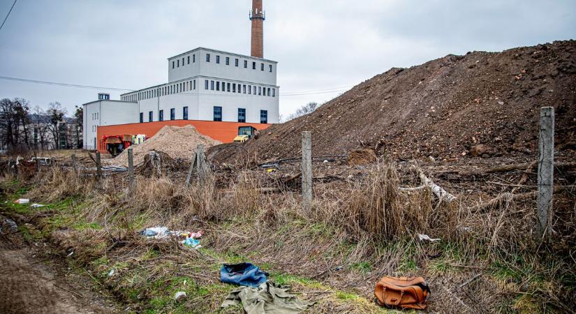 Nem Rockmúzeum, nem Science Erőmű, de akkor mi épül az egyetemi elágazásnál? - fotókkal, videóval