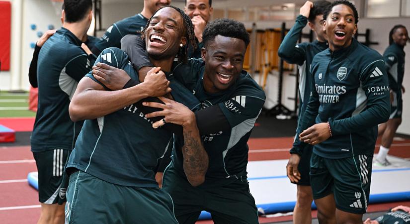 Meghosszabbította saját nevelésű támadója szerződését az Arsenal – sajtóhír