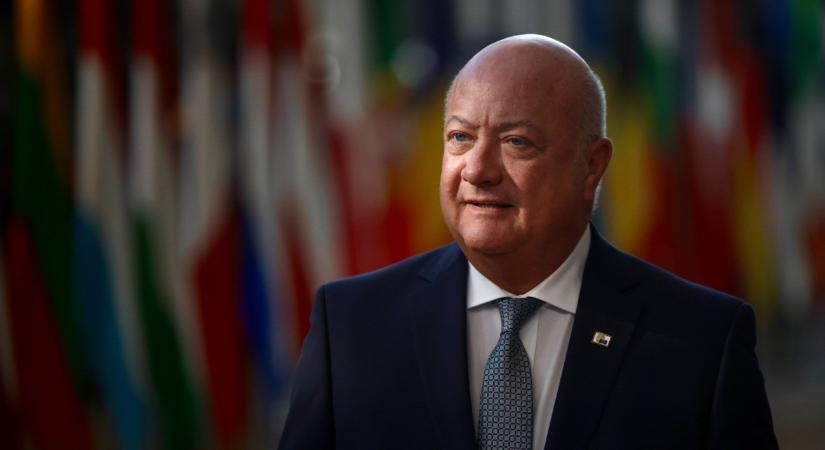 Ausztria hosszan érvel a Béketanács-tagság ellen