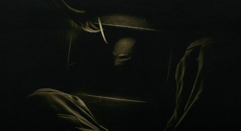 Jön az Alien: Isolation-re hajazó horrorjáték, csak itt Batman vadászik rád