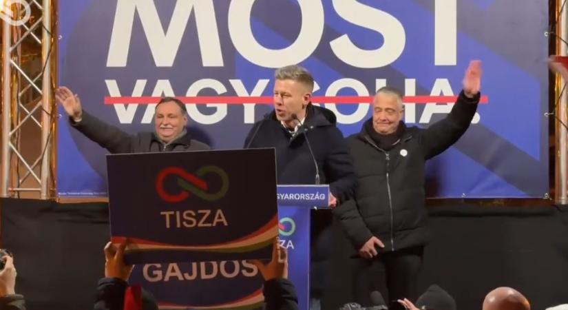 “Segítsetek, mindenkire szükség van!” – a fiatalokhoz is szólt Magyar Péter Nyíregyházán