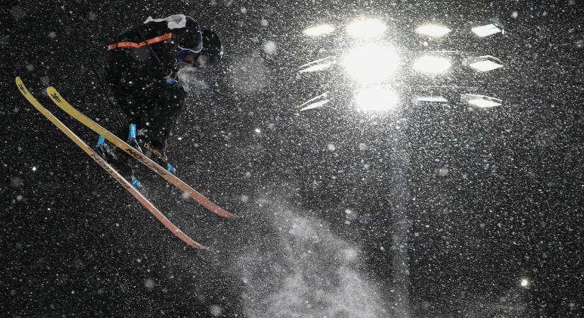 Taroltak a német bobosok, behúzták a váltót a francia sílövők, az utolsó ugrás döntött big airben