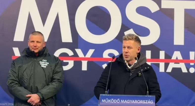 “Nem vezetjük be a sorkötelezettséget, azt Kósa Lajos szeretné” – Magyar Péter és Ruszin-Szendi Romulusz Hajdúszoboszlón kampányolt