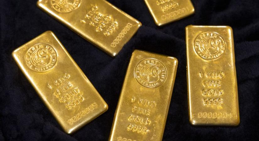 Bezuhant az arany árfolyama, de mit szólnak ehhez a bankok?