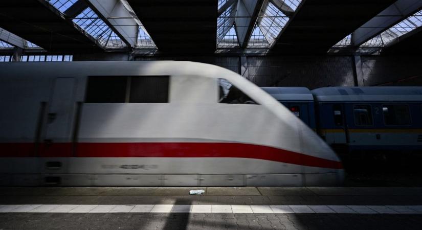 Európa a migránsbűnözés szorításában: bűnözők játszóterévé vált a vasút