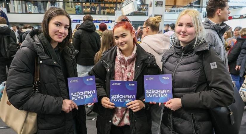 Mutatjuk a legnépszerűbb egyetemeket, ezeket az intézményeket választják a térség fiataljai