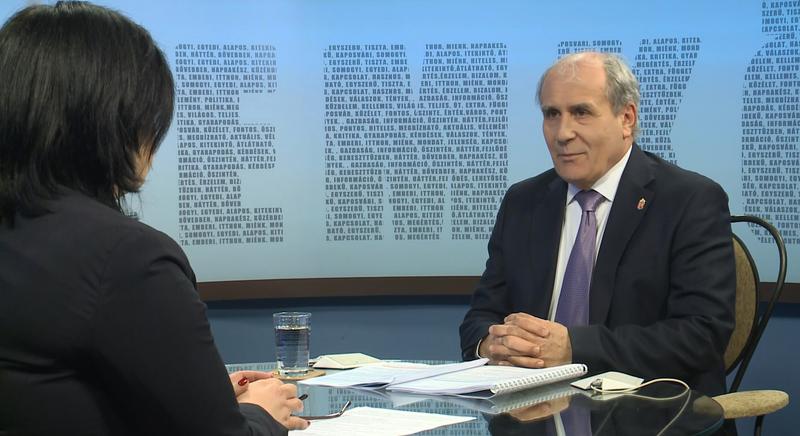 600 ezer ügy egy év alatt