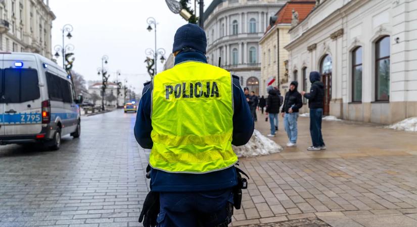 A lengyel rendőrség tart az ukrán veteránoktól