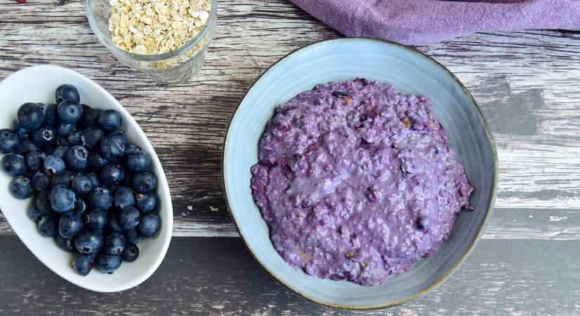 Lila zabkása – ezzel az édes napindító fogással színesítheted a reggeleidet