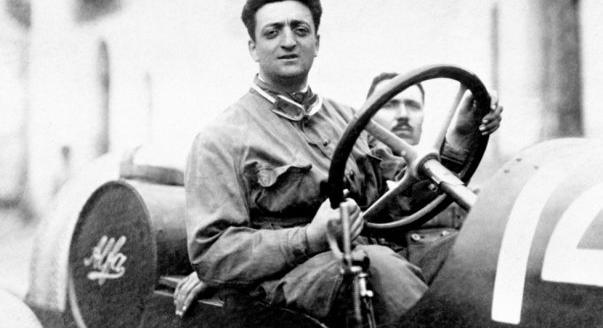 Retro – Enzo Ferrari, a pilóta