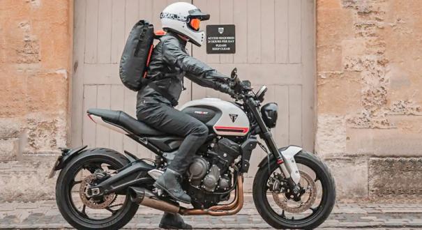 Ezért váltottam bőrről Cordurára, majd jött motoros farmer