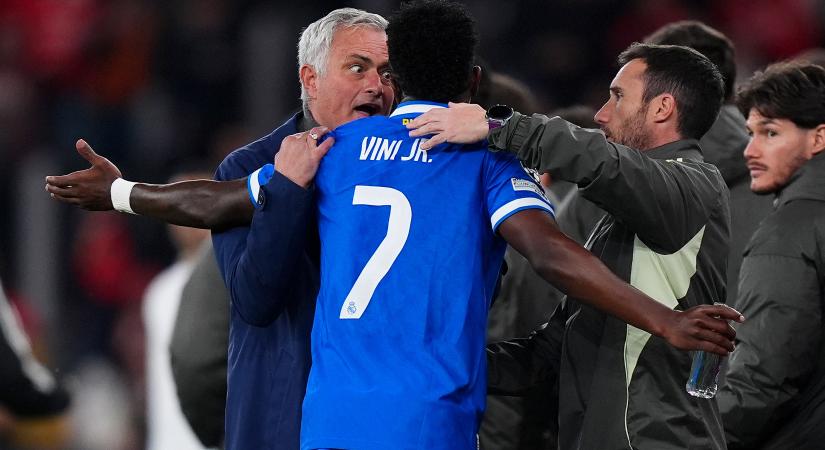 Mourinhóban emberére talált Vinícius: "Ez a klub minden, csak nem rasszista... Bárhová, ahová ő megy, ez történik"