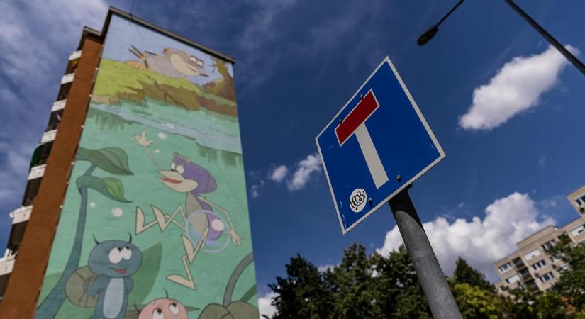 Két intézmény előtt is új iskolateret terveznek építeni Józsefvárosban