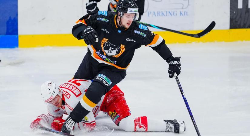 A második meccsekkel folytatódnak szerdán a jégkorong OB I elődöntői