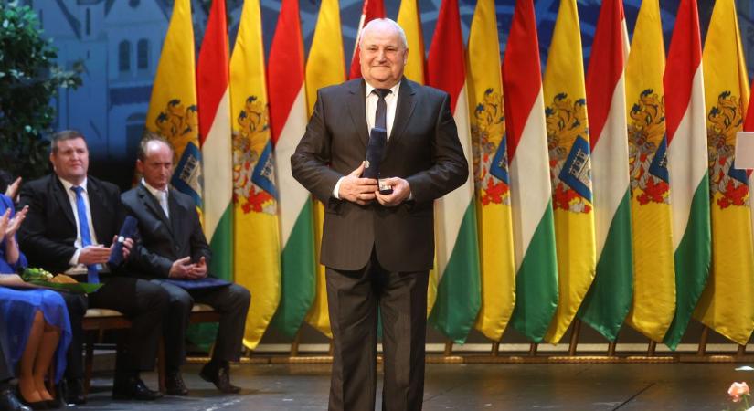 „Mindig azt néztem, mit tudok hozzátenni ahhoz a közösséghez, ahol élek" – Kaposvár az otthona a fáradhatatlan hírlapírónak