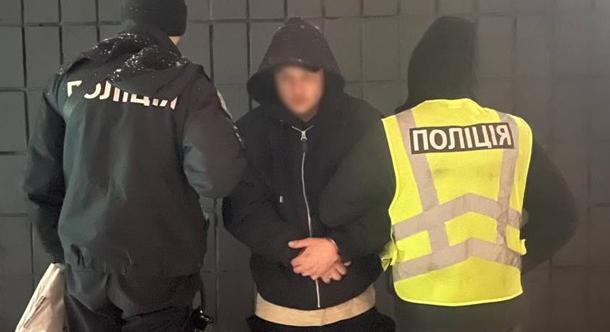 Őrizetbe vették a férfit, aki hét autót gyújtott fel Kijevben