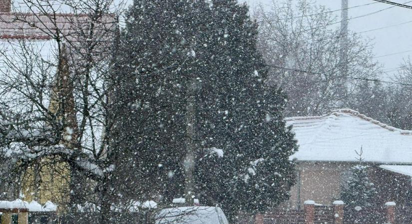 Ismét támad a havazás: érkezik a mediterrán ciklon, ami mindent átír