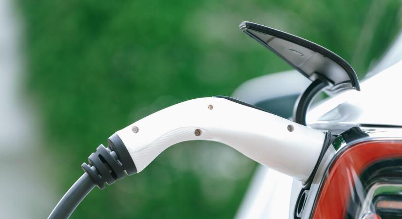 Másfélszeresére nőtt a keret, csúcsra jár a vállalati e-autó pályázat