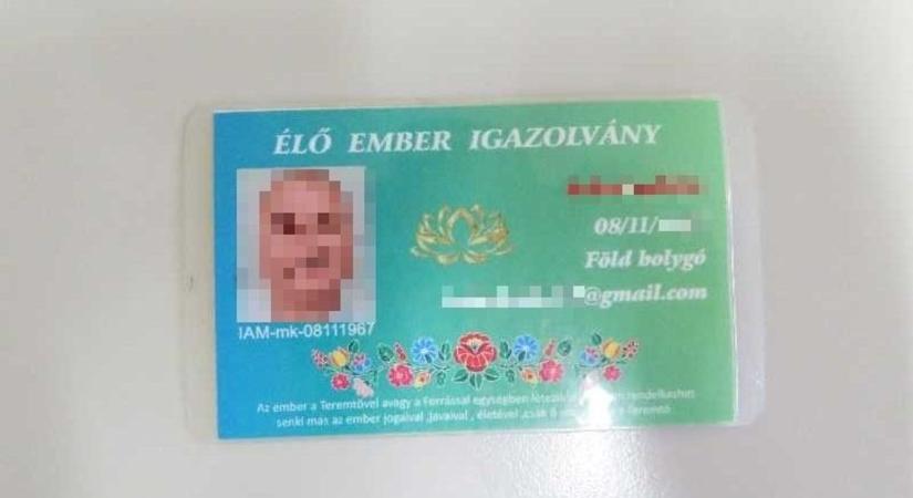 Lakóhely: Föld bolygó – házibarkács „élő ember igazolvánnyal” bukott le a hatvani sofőr