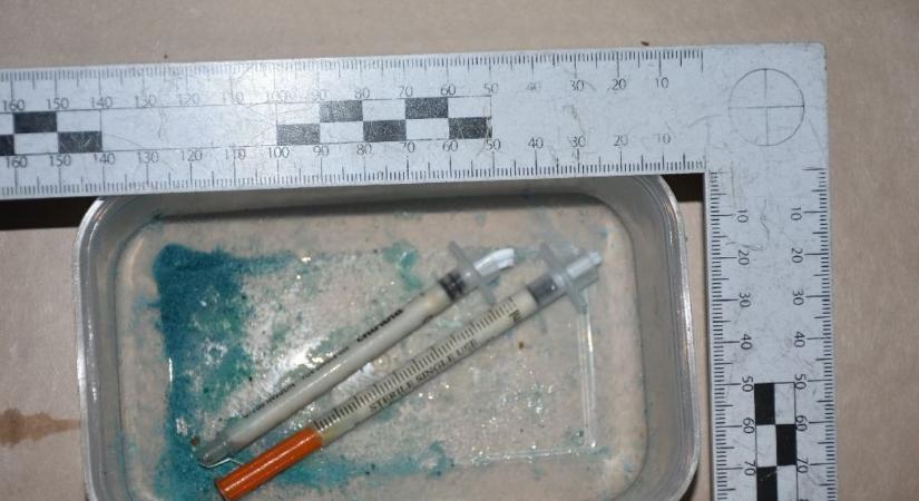 Söröző parkolójában bukott le: milliókat kereshetett a drogdíler