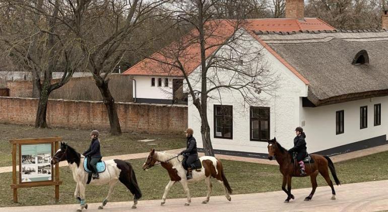 Télbúcsúztató ízek és találkozások. Téltemető piac Szántódpusztán