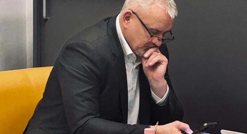 Ellenfelének üzent a szolnoki Fidesz-jelölt: „a képviselet nem színpad”