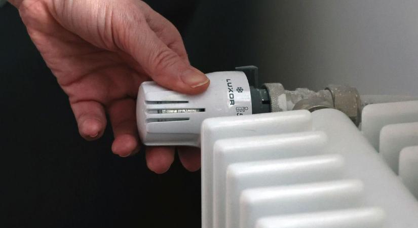 Fontos tudni: a távfűtéses lakások számláin a januári rezsistop automatikusan megjelenik!