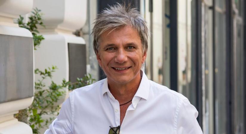 Ő Bochkor Gábor párja: a gyönyörű Évával vezette reggeli műsorát a rádiós