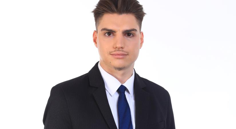 A Jobbik jelöltje is indul Lázár mandátumáért