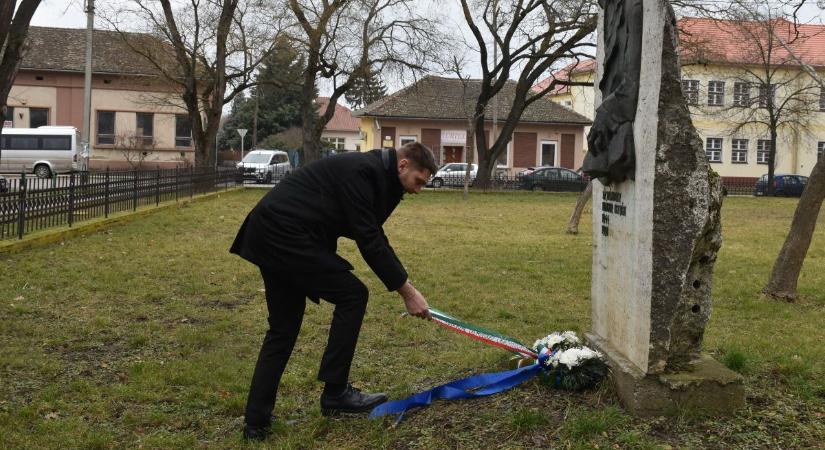 Karcagon emlékeztek a kunok kutatójára születésének 82. évfordulóján