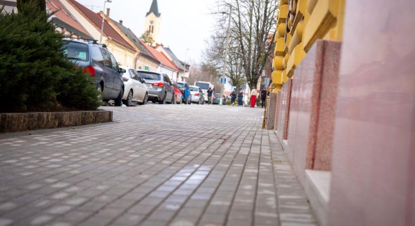 Megújult a járdaszakasz