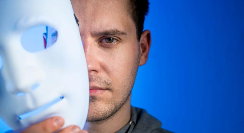 Sikeres vagy, mégis lebukástól félsz? Az imposztor szindróma, ami a legkompetensebb embereket emészti fel csendben