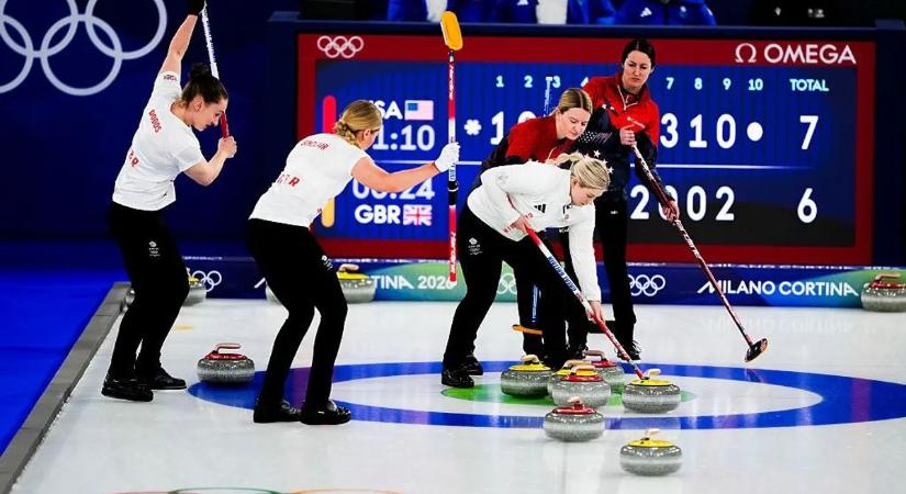 Nagy fordítással nyert a címvédő Nagy-Britannia a női curlingtornán