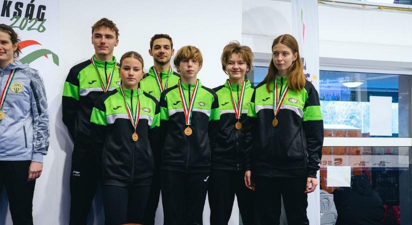 Országos bajnoki érmek mellett emlékversenyen is eredményesen szerepeltek a szegediek