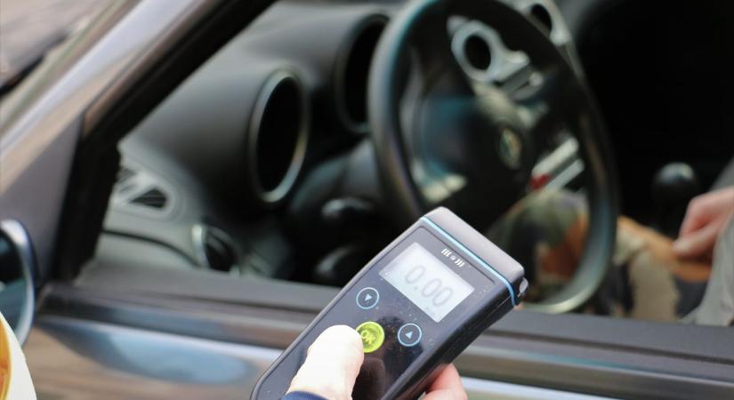 Hét részeg autóst füleltek le a somogyi rendőrök, majdnem 10 ezret ellenőriztek