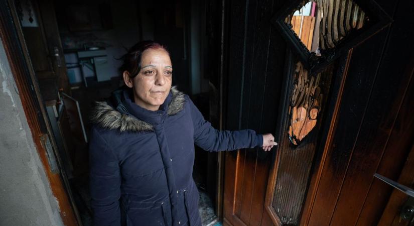 Otthonuk a tűz martaléka lett, kislányuk tartósan beteg - Segítséget kér a győri család