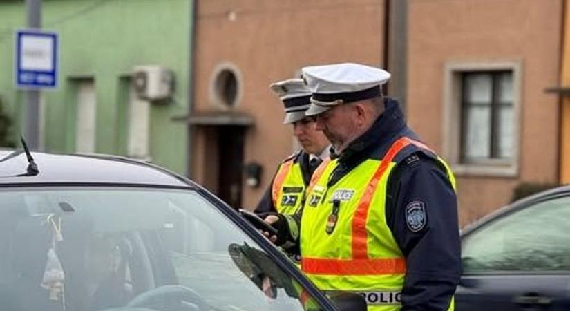 Nagy razzia volt Vasban: körözött személyeket és szabálysértőket fogtak a rendőrök