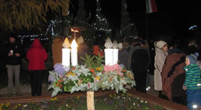 Advent 2026 Paloznak