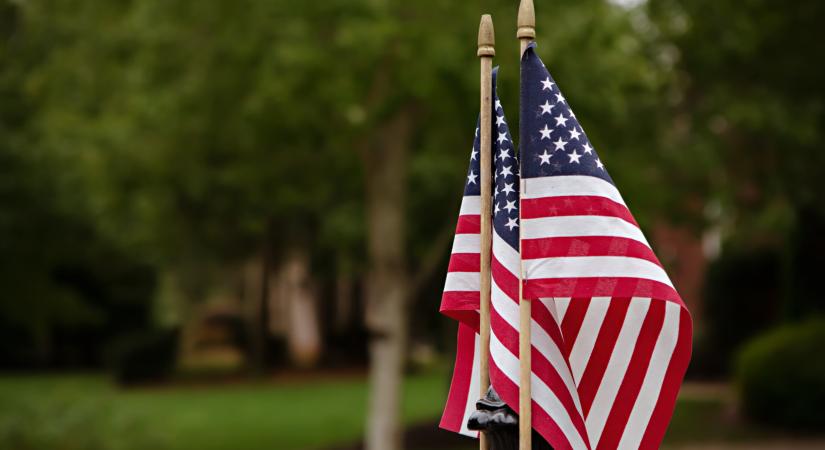 Kirobbanó formában az amerikai ipar