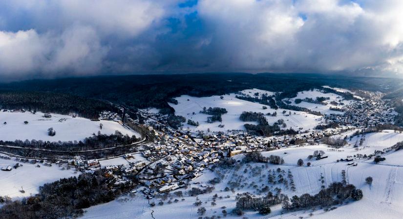 Itt zúdul a legnagyobb havazás az országra, 20 centinél is nagyobb hó terítheti be a tájat a friss időjárás-előrejelzések szerint az elkövetkező napokban?