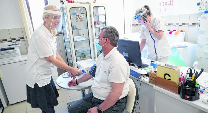 Megvan, kiket jelölték a Szent-Györgyi Albert Orvosi Díjra – több, mint 30 kaposvári orvos várja a szavazatokat