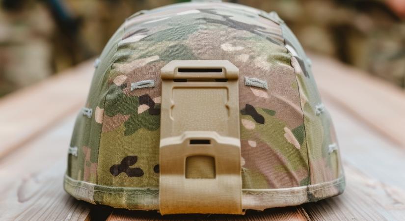 Sorkatonasági körkép Európában: palotaőrzés, autószerelés, adminisztráció, menetgyakorlatok