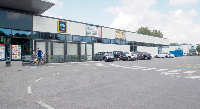 Hivatalos: ezek az Aldi parkolók hamarosan fizetősek lesznek