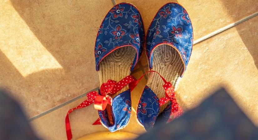 A kékfestés titkai elevenednek meg Székesfehérváron