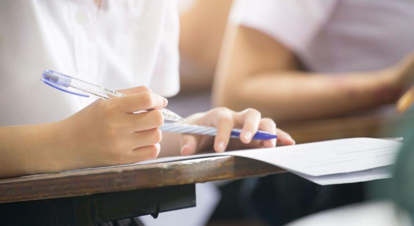 Központi felvételi 2026: meglepő adatok derültek ki az írásbelin