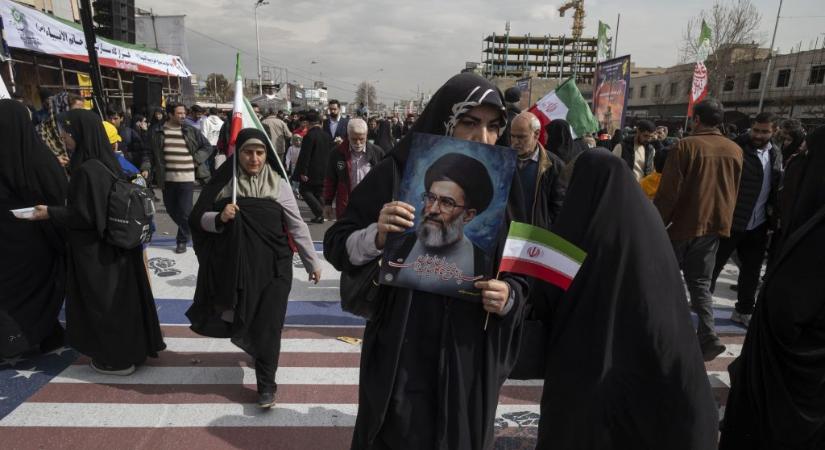 Axios: Trump rövidesen háborút indít Irán ellen