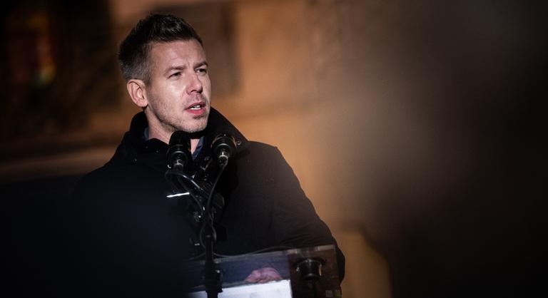 Újra megszólalt a szemtanú, aki ott volt Magyar Péterék társaságában a sokat emlegetett éjszakán