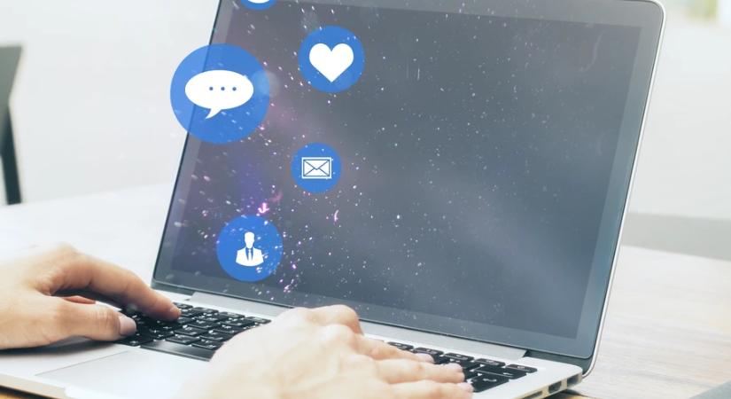 Fontos bejelentést tett a Meta: megszűnhet a Messenger?